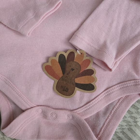 Chick Pea Thanksgiving Onesie Set 6-9 mos - Picture 3 of 6